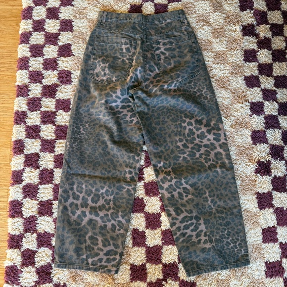 Topshop Leopard High Waist Jeans, sz 28 - Picture 6 of 7